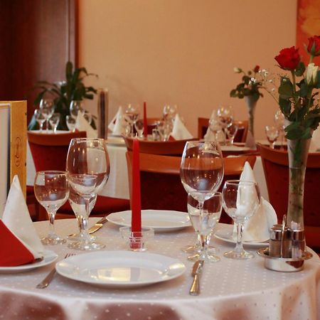 Hotel Lukacs Superior Kazincbarcika Dış mekan fotoğraf