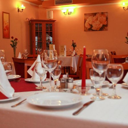 Hotel Lukacs Superior Kazincbarcika Dış mekan fotoğraf