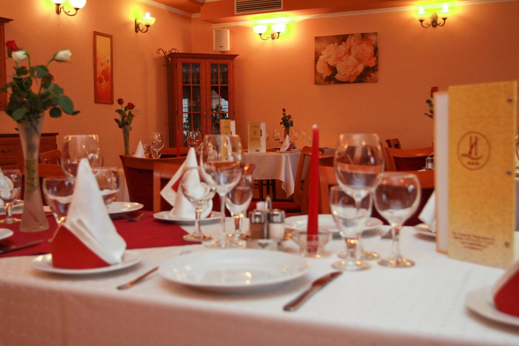 Hotel Lukacs Superior Kazincbarcika Dış mekan fotoğraf